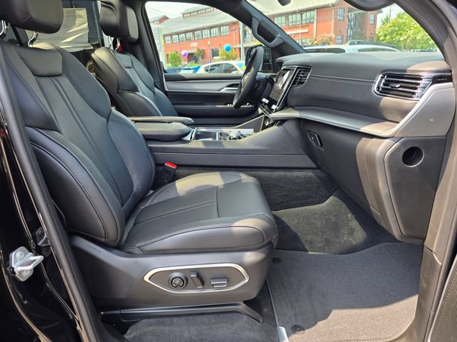 New 2026 Jeep Grand Wagoneer 4WD w/ Premium Group I image 47