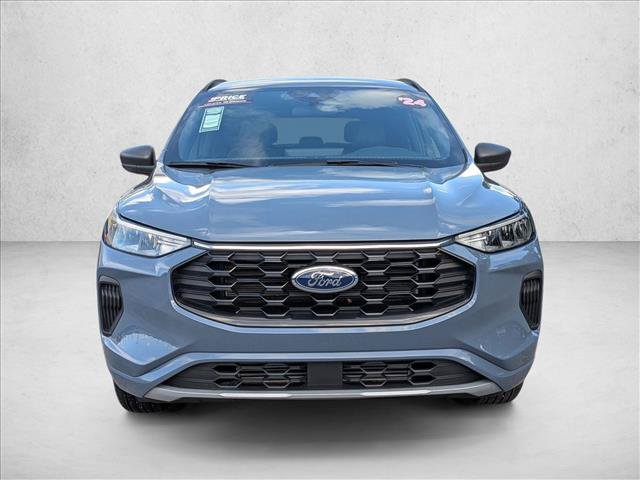 Certified 2024 Ford Escape ST-Line w/ Tech Pack #1 AWD/4WD image 2