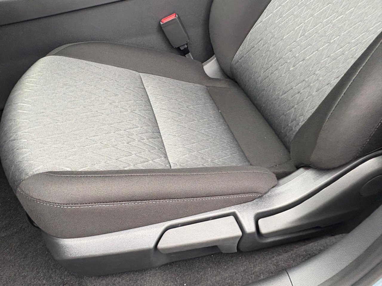 New 2027 Nissan Sentra SV FWD image 18