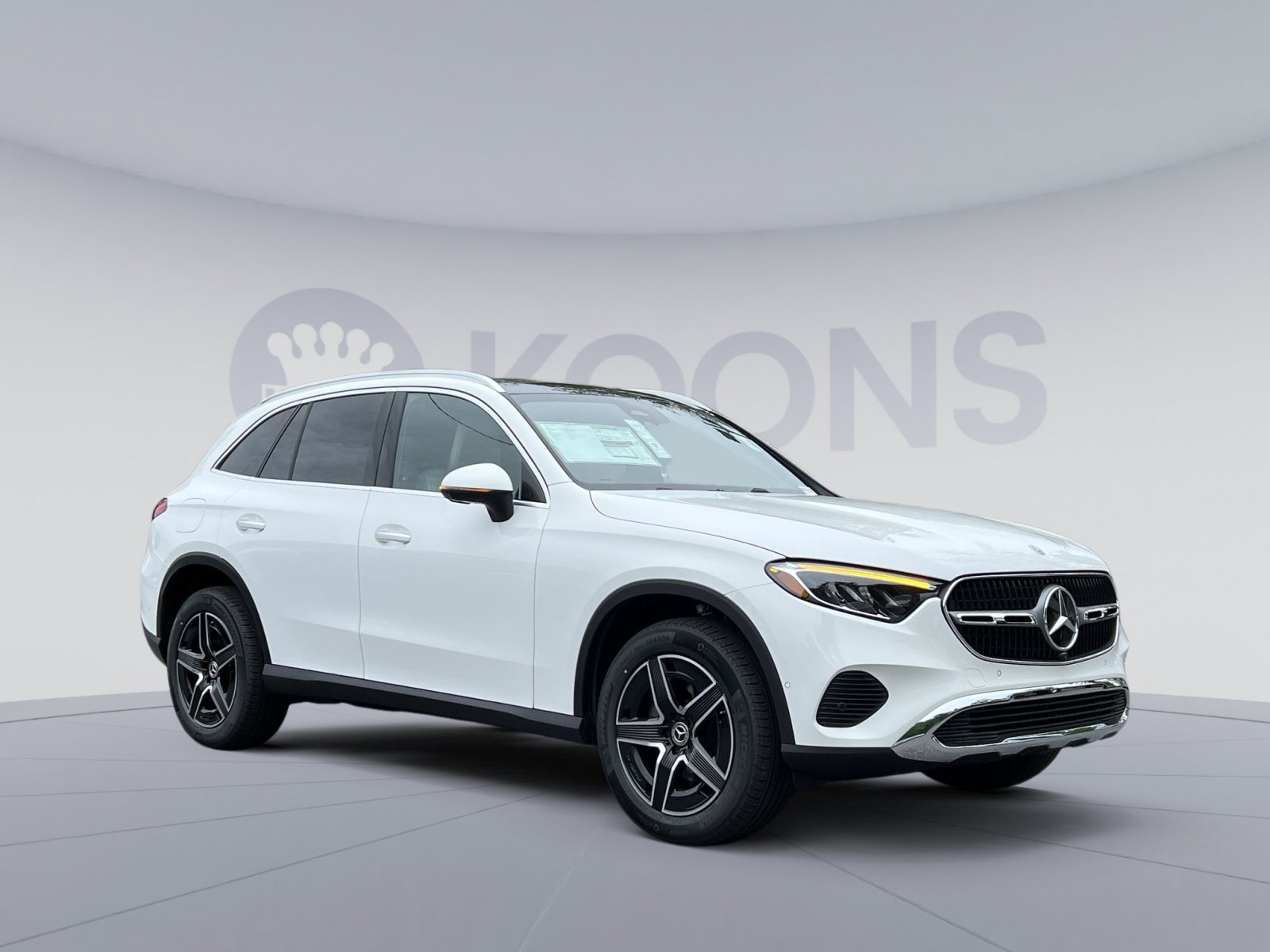 New 2026 Mercedes-Benz GLC 300 4MATIC image 2