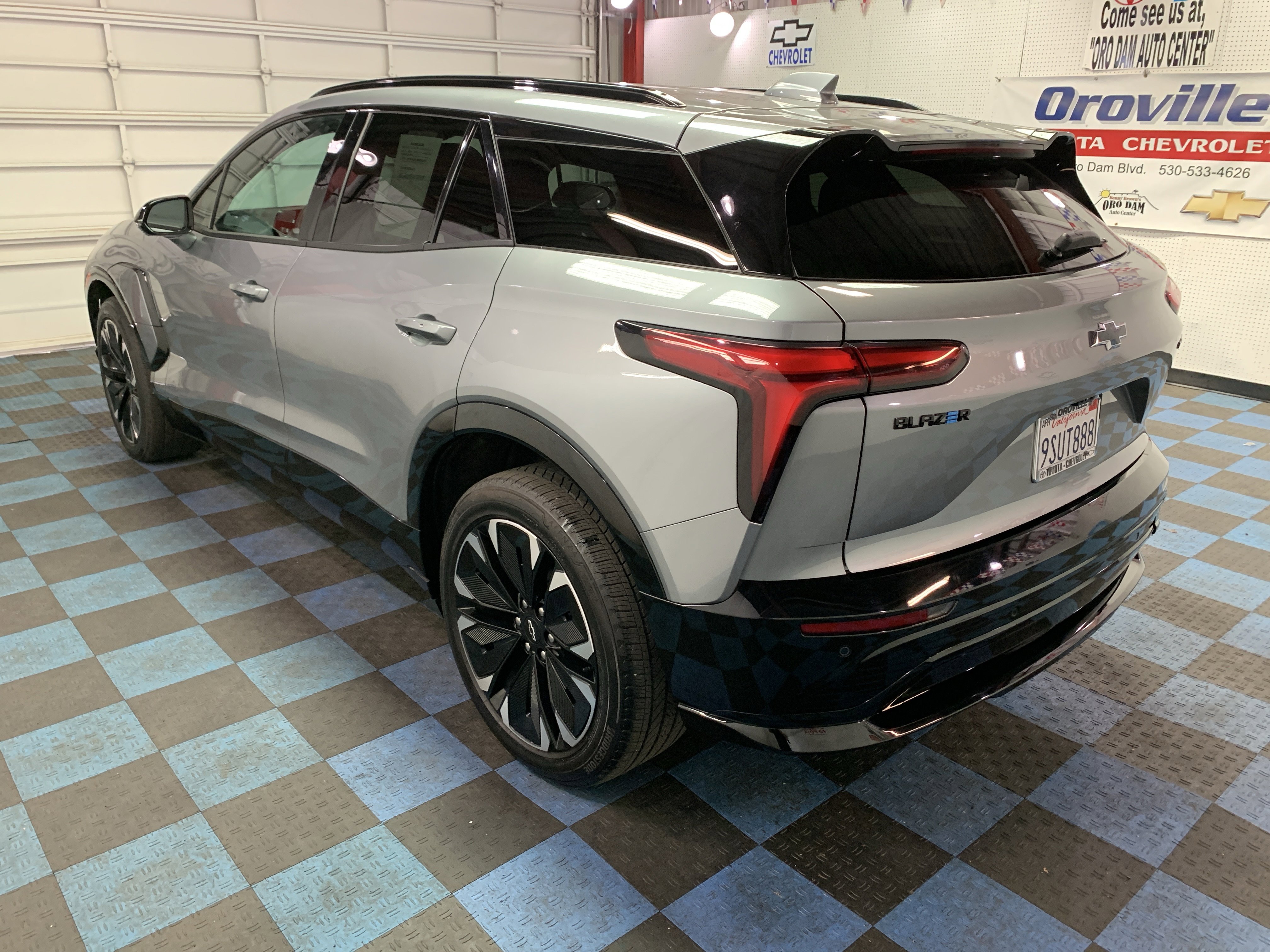 Used 2024 Chevrolet Blazer EV RS image 3