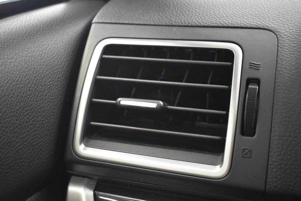 Used 2017 Subaru Crosstrek 2.0i Limited image 53