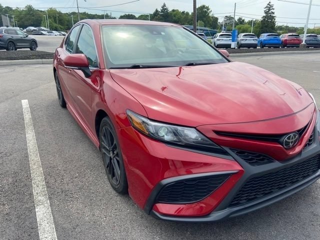 Used 2023 Toyota Camry SE w/ Protection Package (Q2) (TMS) FWD image 5