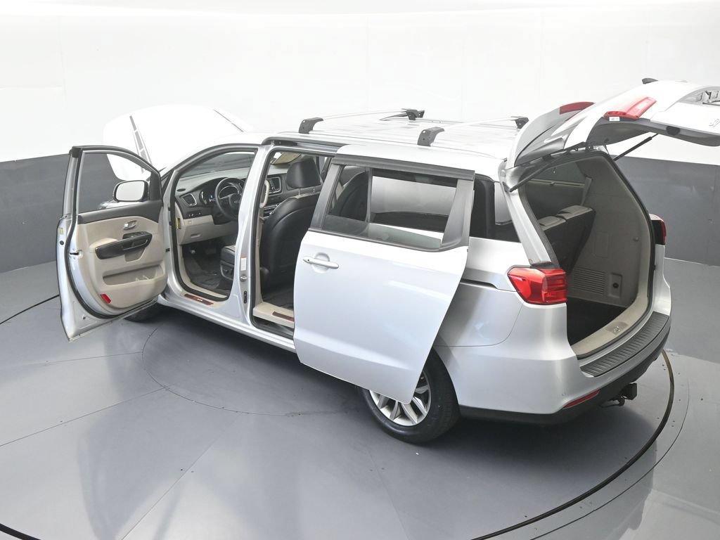 Used 2021 Kia Sedona EX FWD image 57