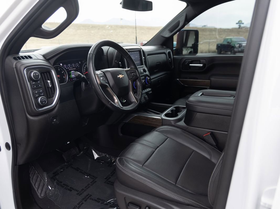 Used 2022 Chevrolet Silverado 3500 High Country w/ Z71 Off-Road Package image 15