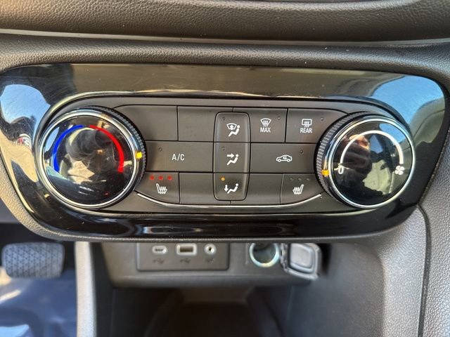 Used 2021 Buick Encore GX Preferred w/ Cold Weather Comfort Package image 26