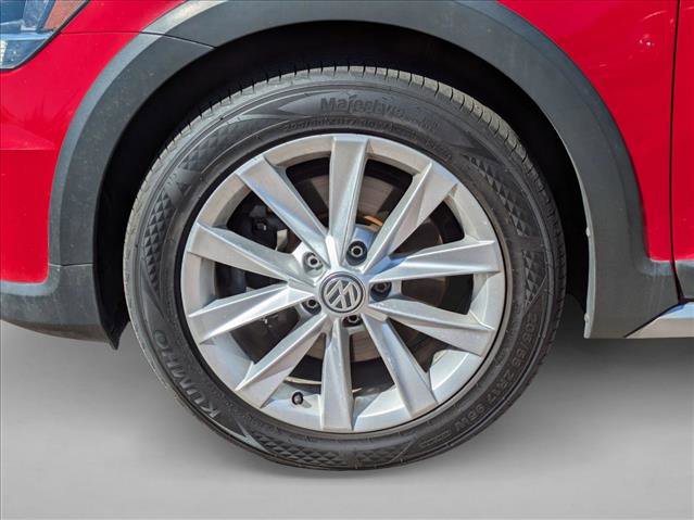 Used 2019 Volkswagen Golf Alltrack S image 10