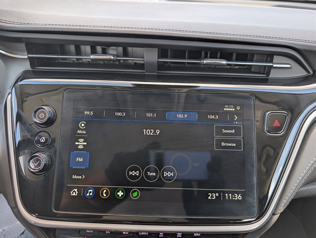 Used 2023 Chevrolet Bolt EUV LT w/ Comfort Package image 22