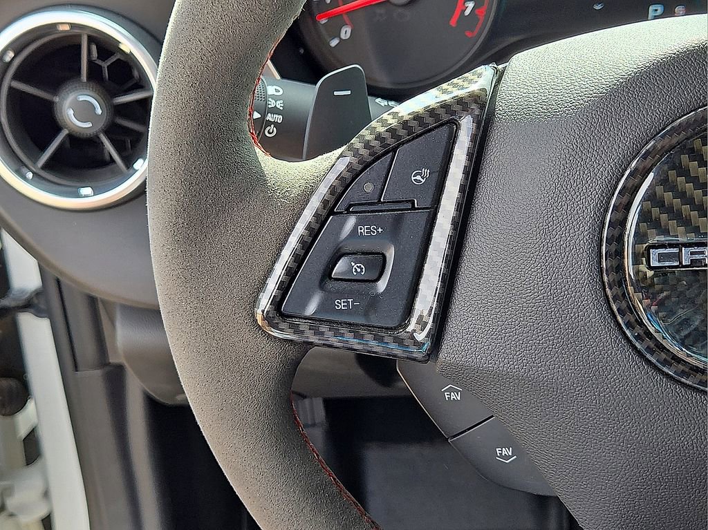 Used 2018 Chevrolet Camaro ZL1 image 25