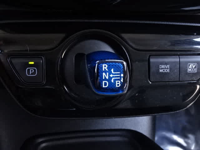 Used 2022 Toyota Prius LE FWD image 31