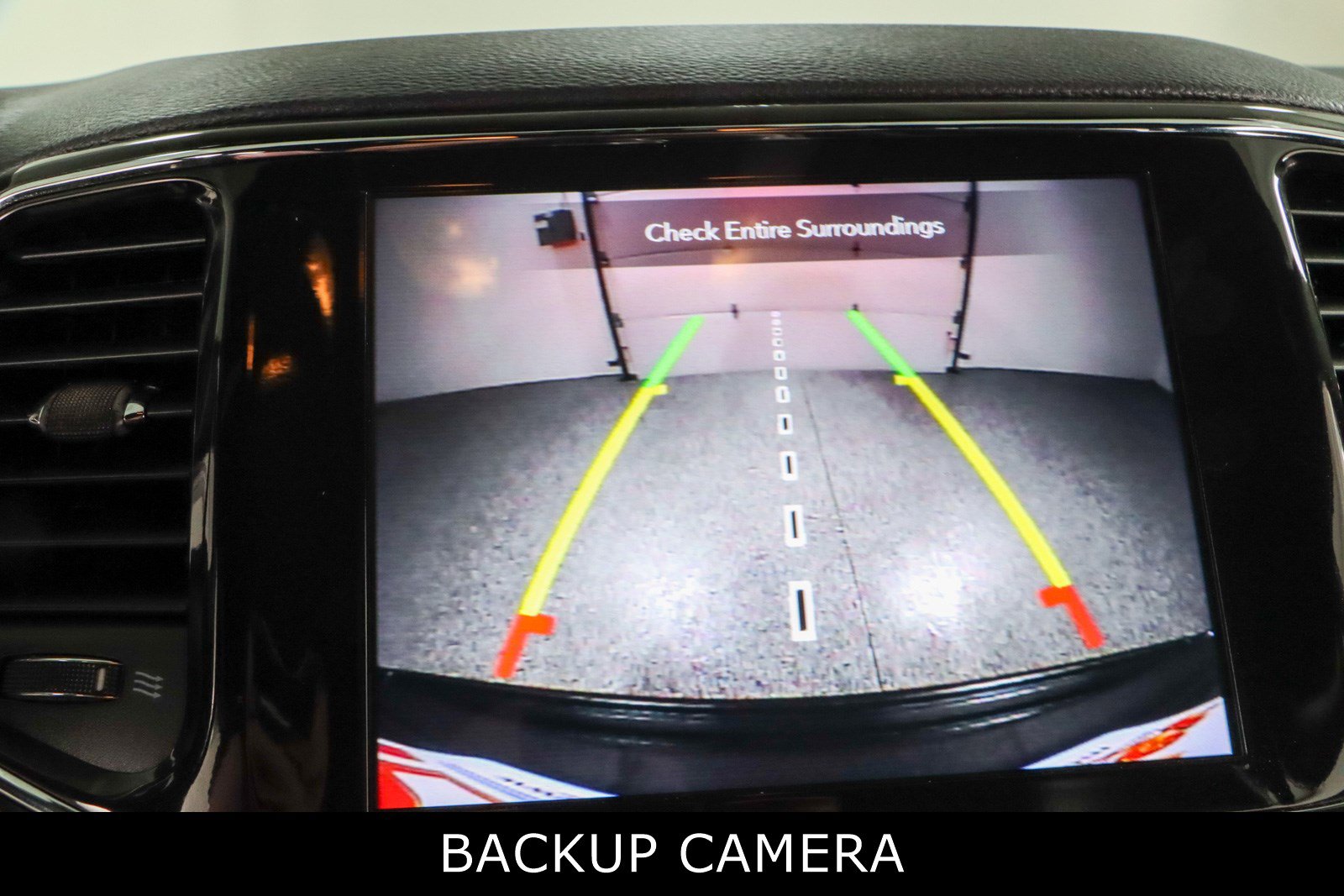 Used 2021 Jeep Grand Cherokee Laredo X image 19