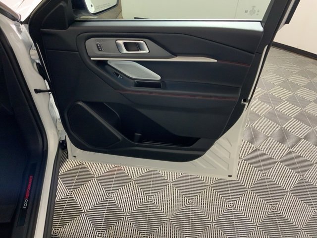 New 2025 Ford Explorer ST image 37