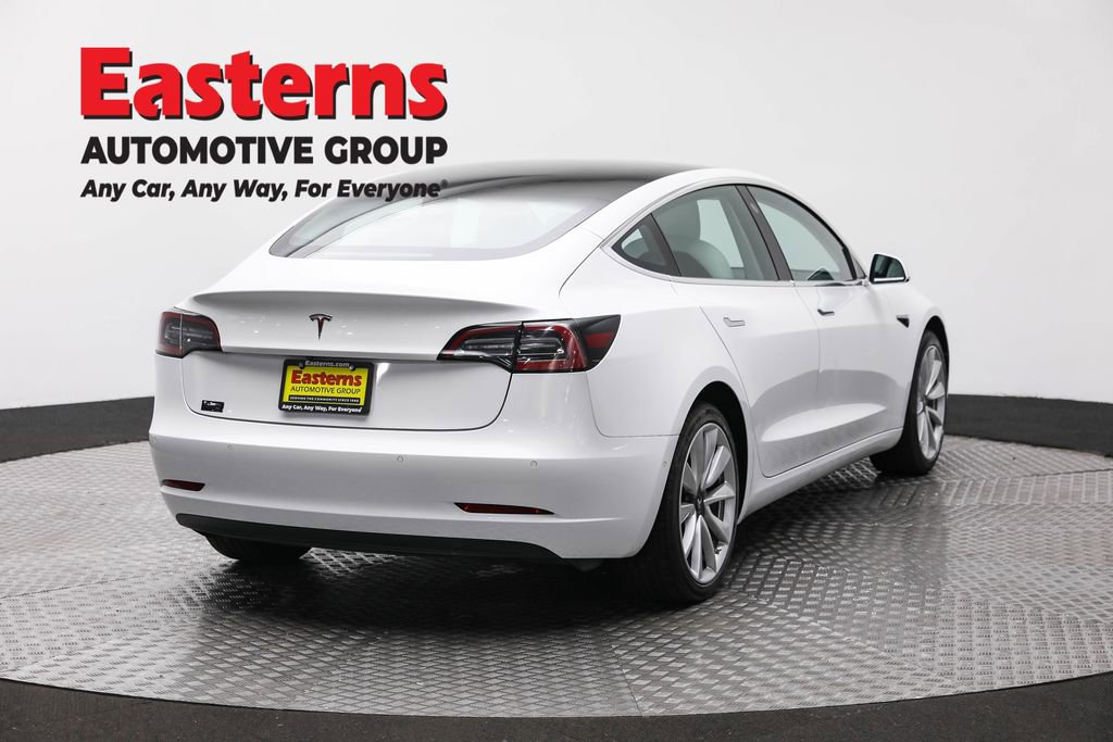 Used 2019 Tesla Model 3 Standard Range RWD image 5