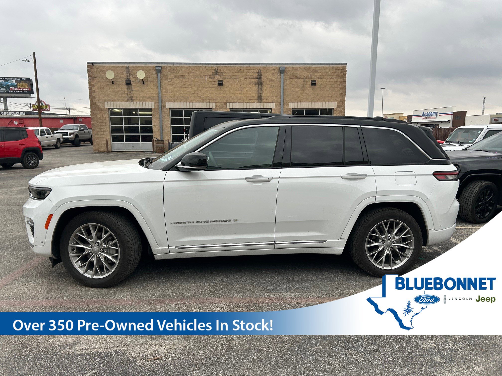 Used 2024 Jeep Grand Cherokee Summit video 1