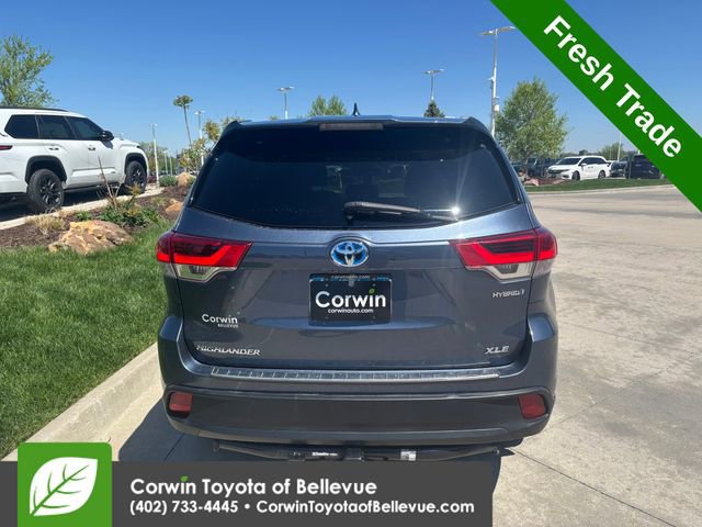 Used 2019 Toyota Highlander XLE w/ Protection Package #3 AWD/4WD image 20