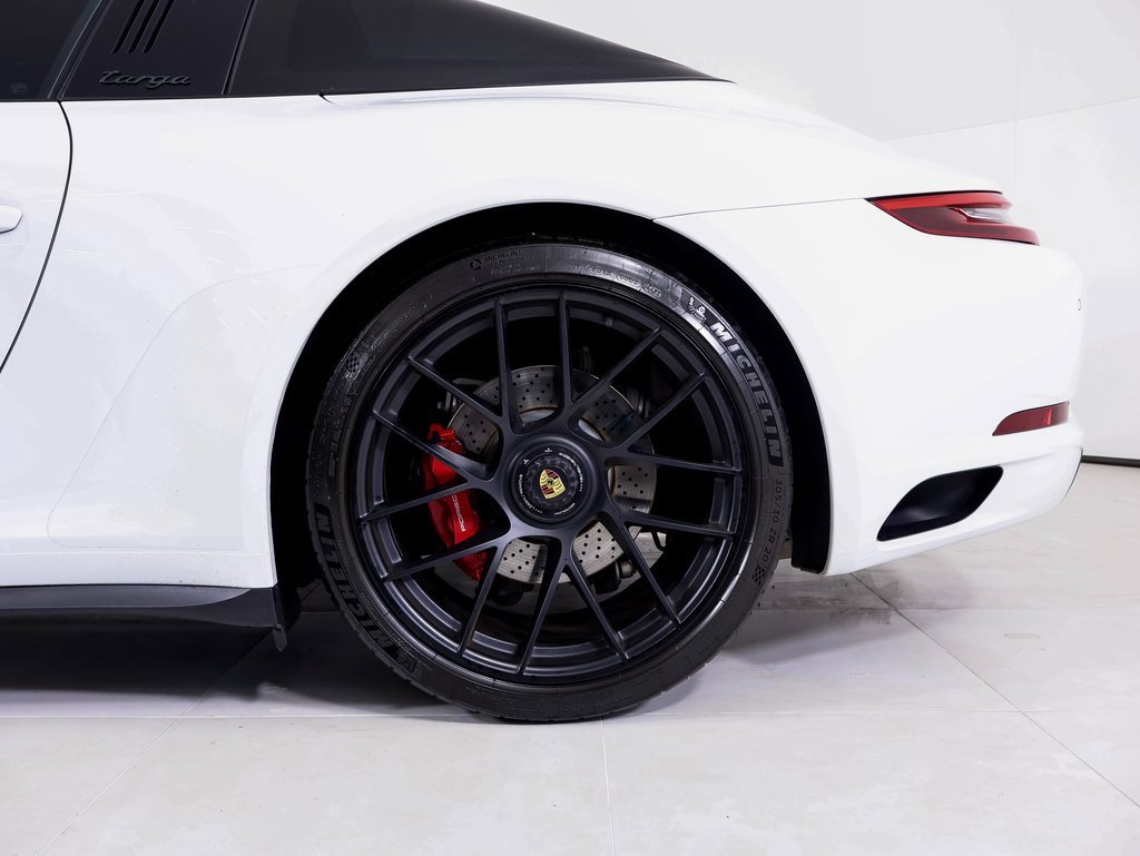 Certified 2018 Porsche 911 Targa 4 GTS image 30