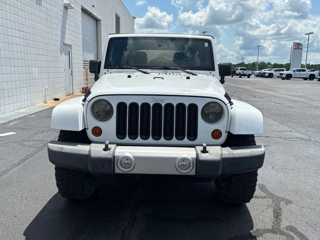 Used 2013 Jeep Wrangler Unlimited Sahara w/ Connectivity Group AWD/4WD image 26