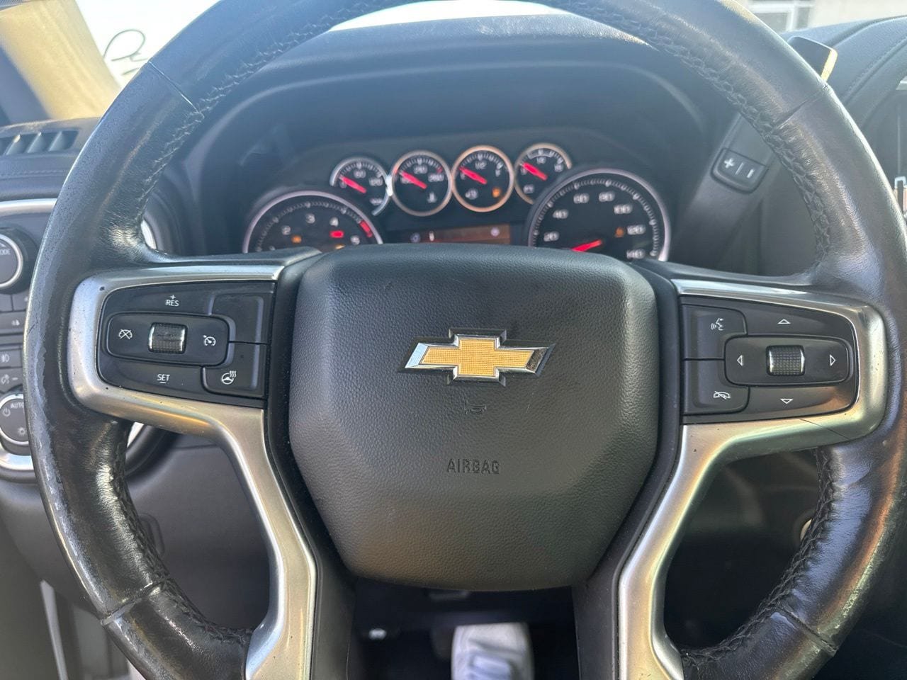 Used 2022 Chevrolet Silverado 2500 LT w/ Convenience Package AWD/4WD image 10