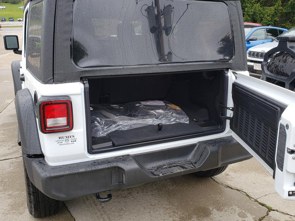 New 2026 Jeep Wrangler Unlimited Sport AWD/4WD image 9