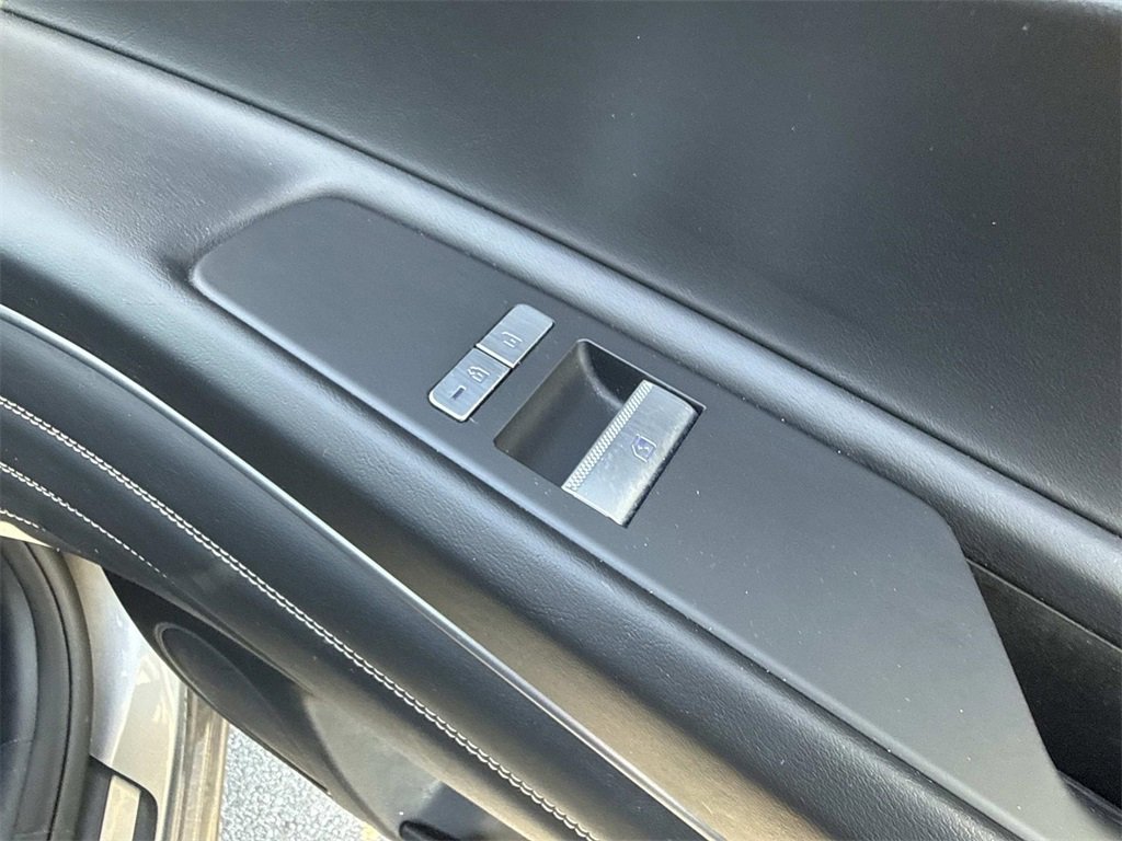 Used 2024 Genesis GV80 2.5T image 32