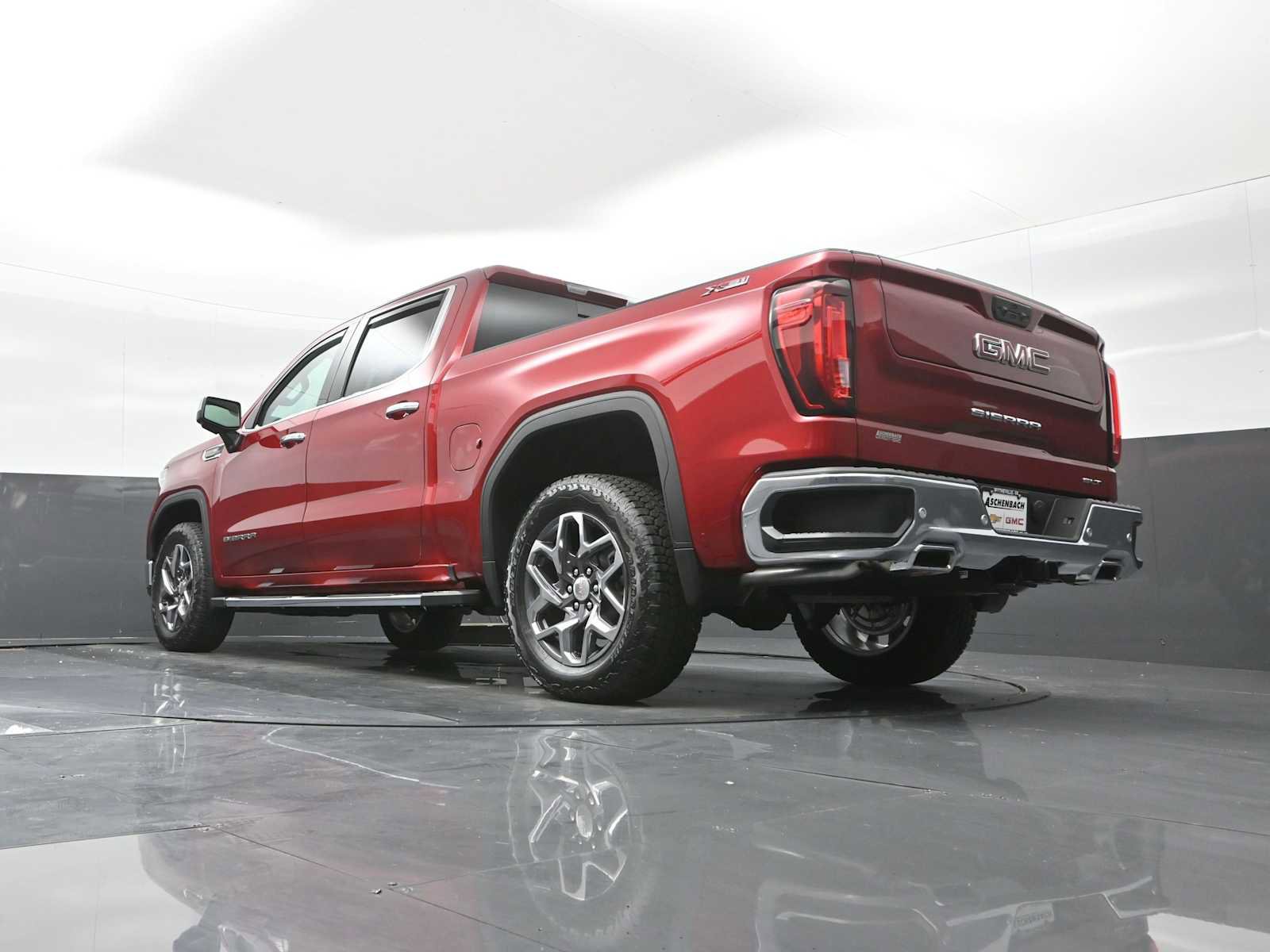 Used 2026 GMC Sierra 1500 SLT w/ SLT Premium Plus Package image 27