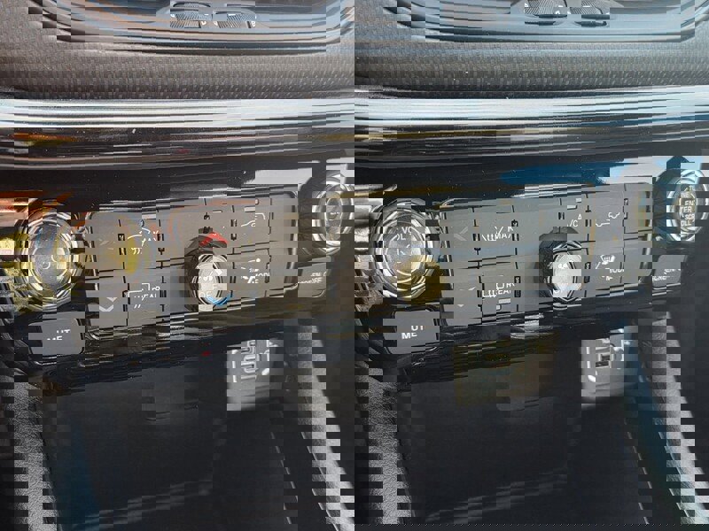 New 2026 Jeep Compass Latitude image 18