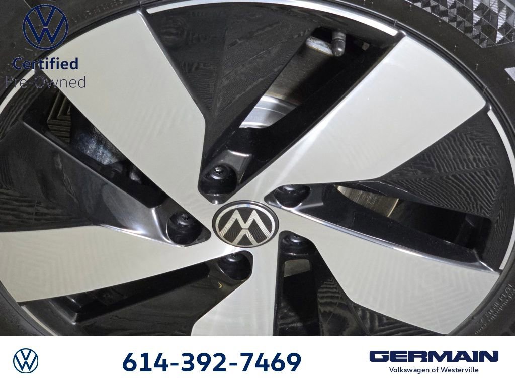 Certified 2025 Volkswagen Taos S image 12