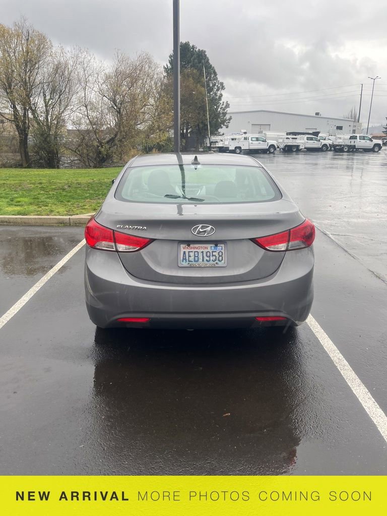 Used 2012 Hyundai Elantra GLS w/ Preferred Pkg 3 image 6