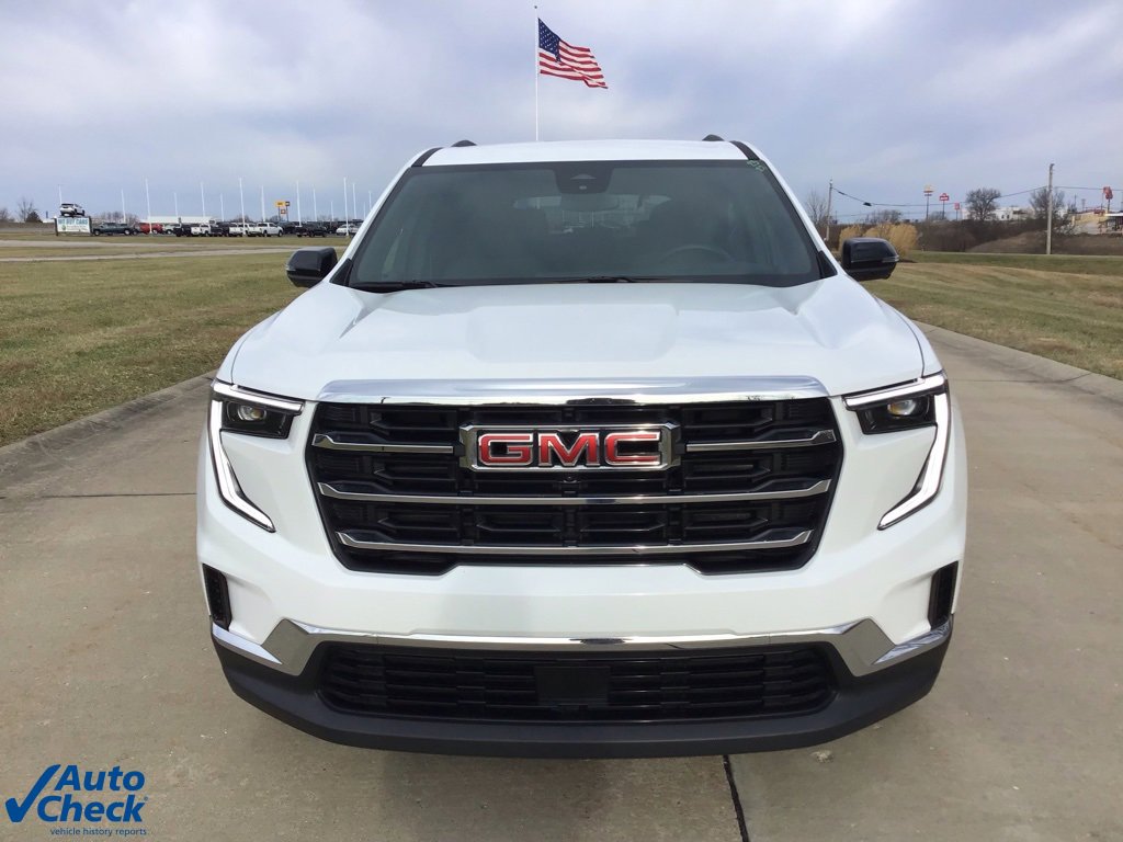 Used 2025 GMC Acadia Elevation image 11
