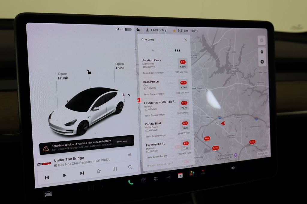 Used 2020 Tesla Model 3 Standard Range image 43
