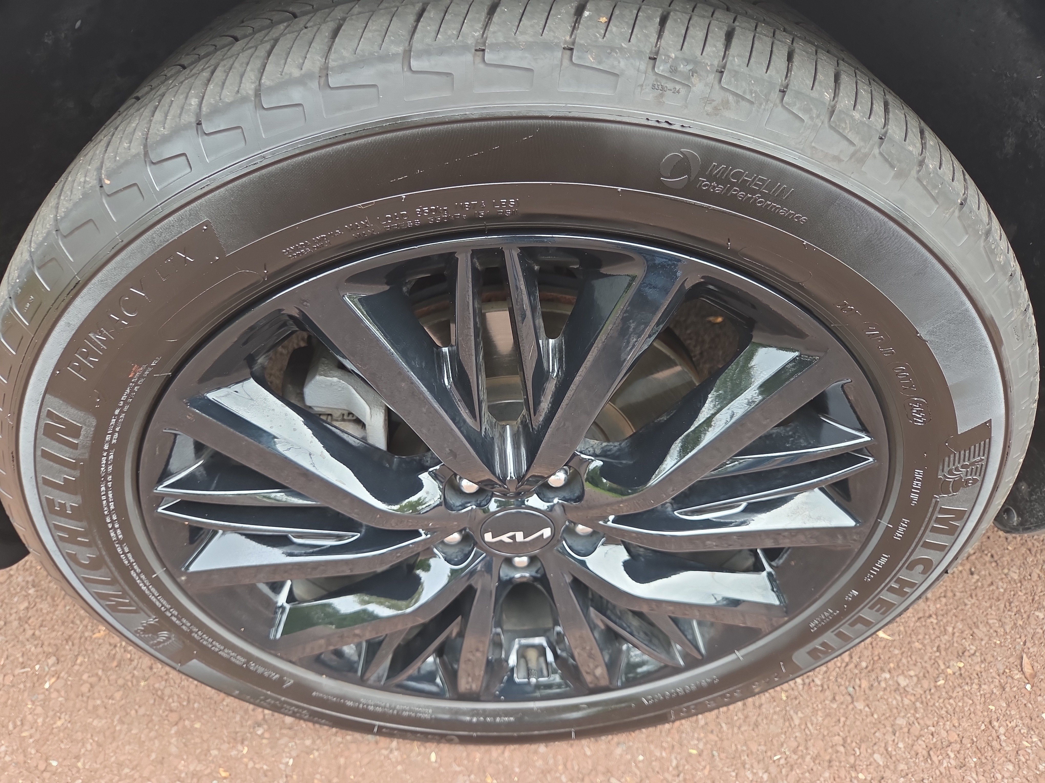 Used 2022 Kia Telluride SX w/ SX Prestige Package AWD/4WD image 12