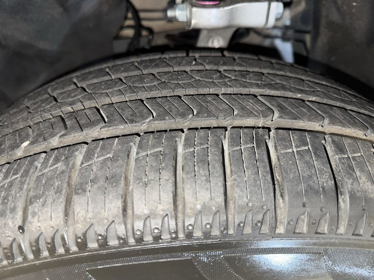 Used 2024 Porsche Macan image 11