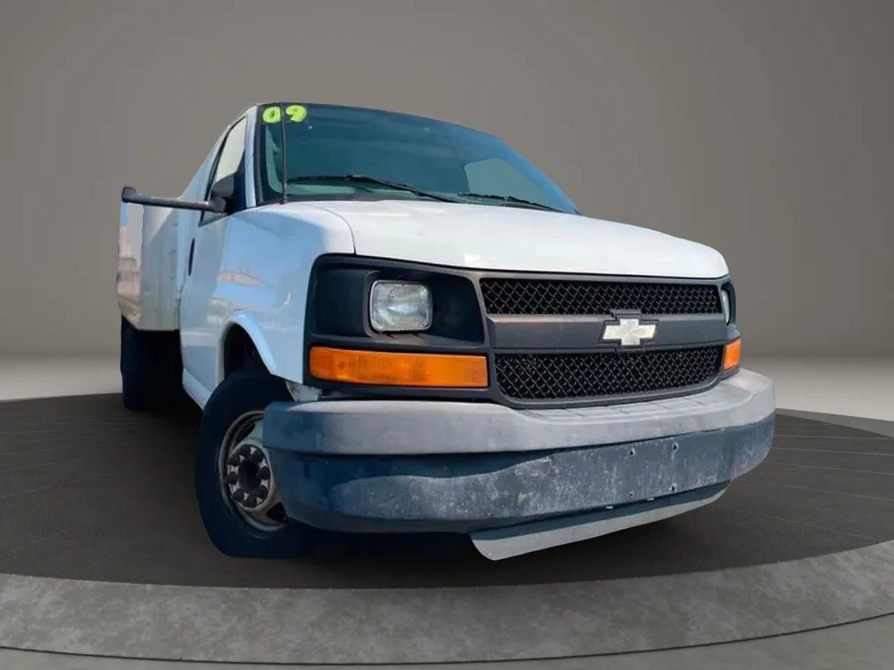 Used 2009 Chevrolet Express 3500 image 15