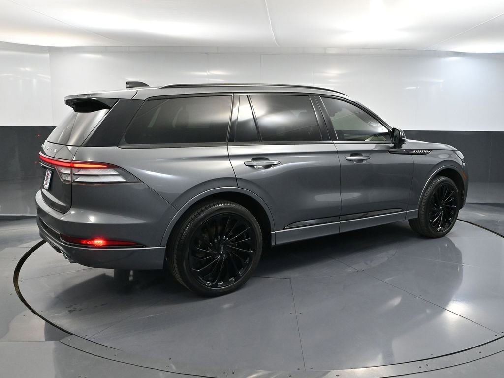 Used 2025 Lincoln Aviator Reserve w/ Jet Appearance Package AWD/4WD image 6