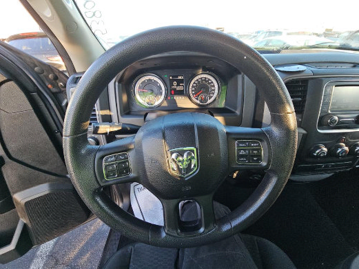 Used 2019 RAM 1500 Express AWD/4WD image 3