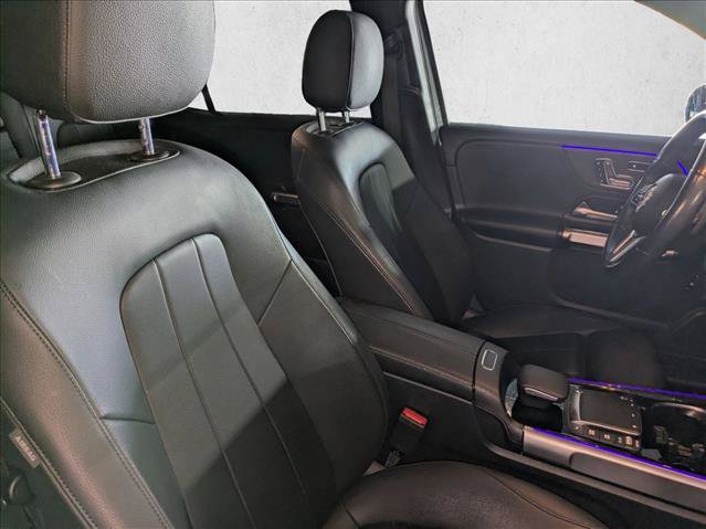Used 2022 Mercedes-Benz GLB 250 image 21