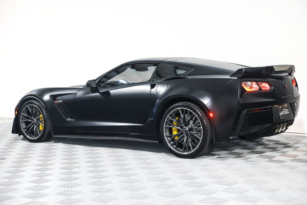 Used 2016 Chevrolet Corvette Z06 w/ 3LZ Preferred Equipment Group RWD image 21