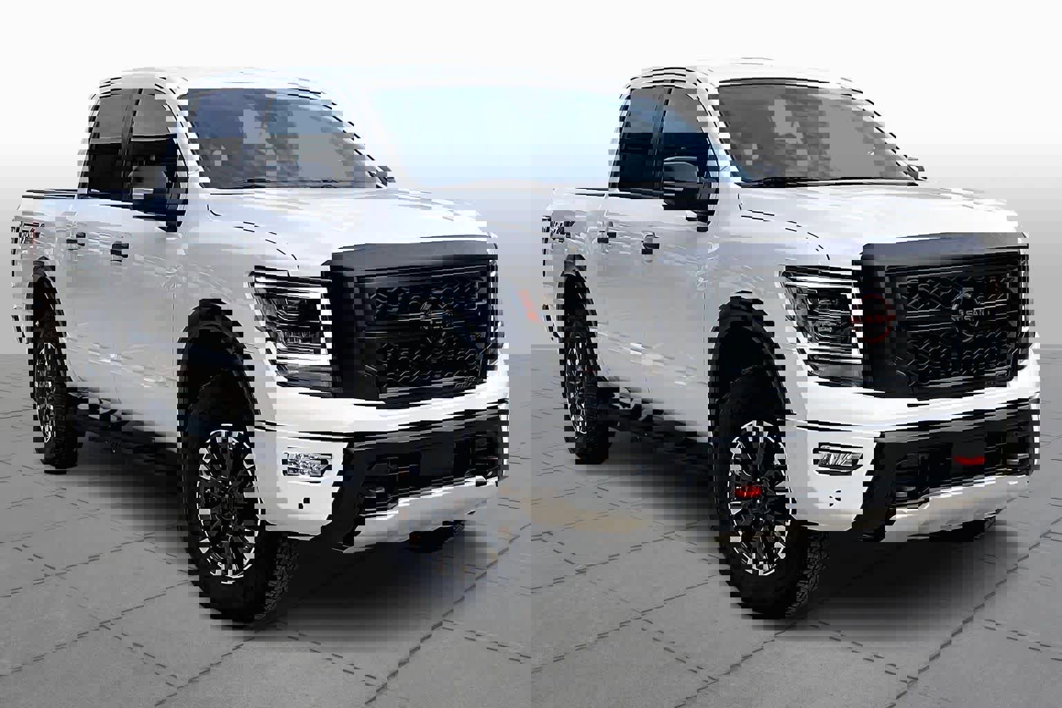 Used 2024 Nissan Titan PRO-4X w/ Pro-4x Convenience Package image 4