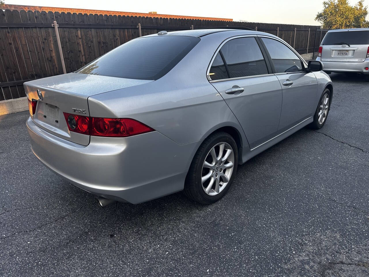 Used 2006 Acura TSX FWD image 4