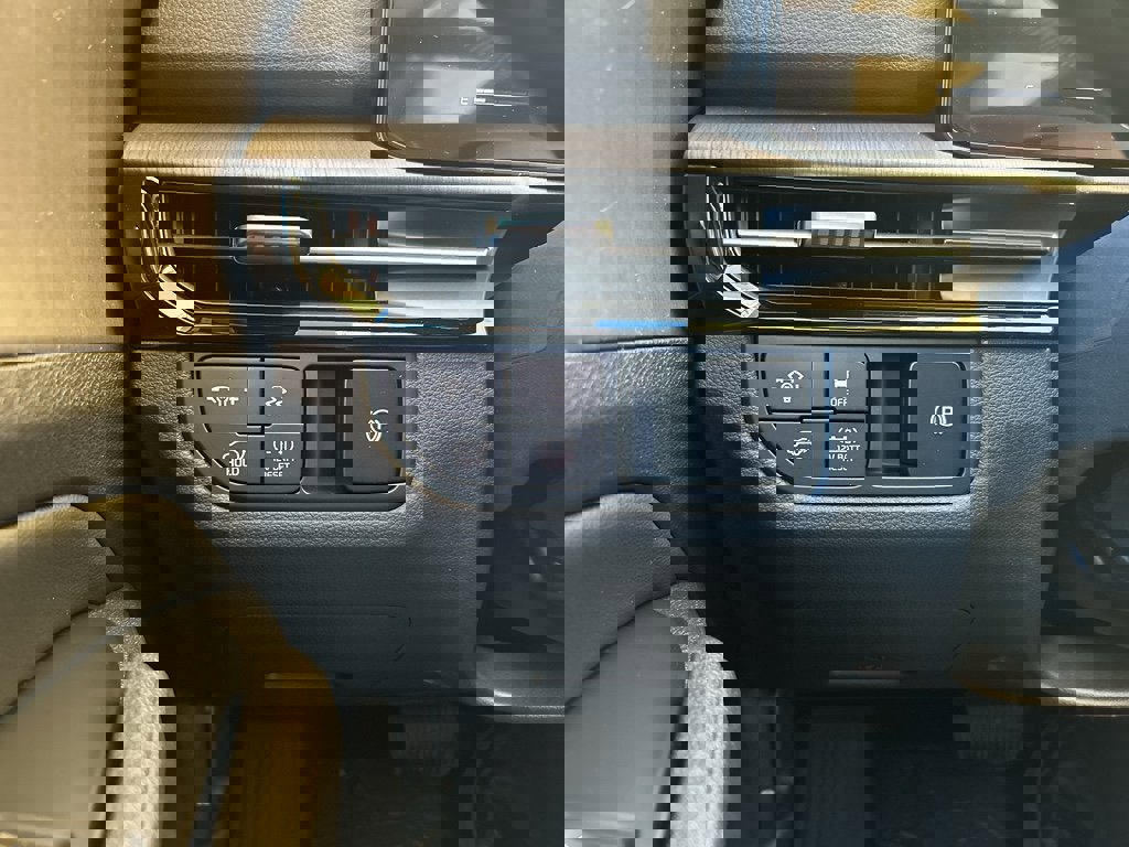 New 2026 Kia Sportage X-Line image 26