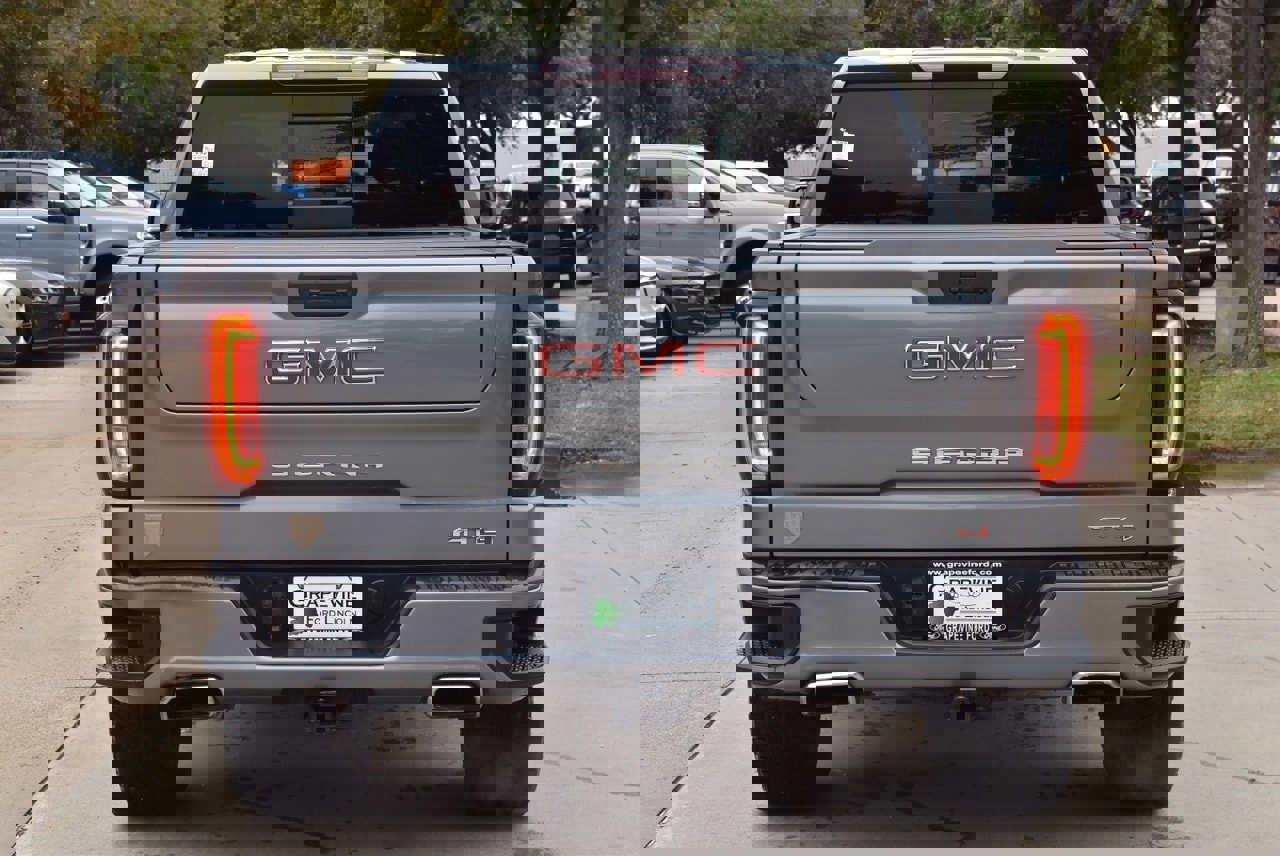 Used 2021 GMC Sierra 1500 AT4 w/ AT4 Preferred Package image 9