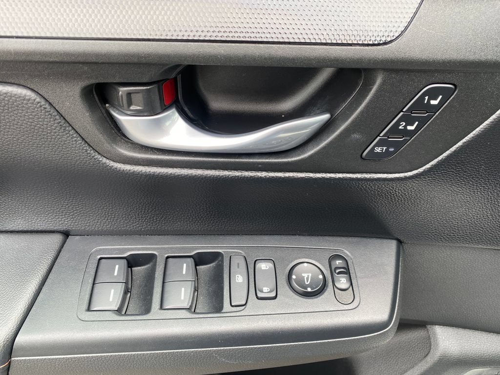 Used 2024 Honda CR-V Sport-L image 14
