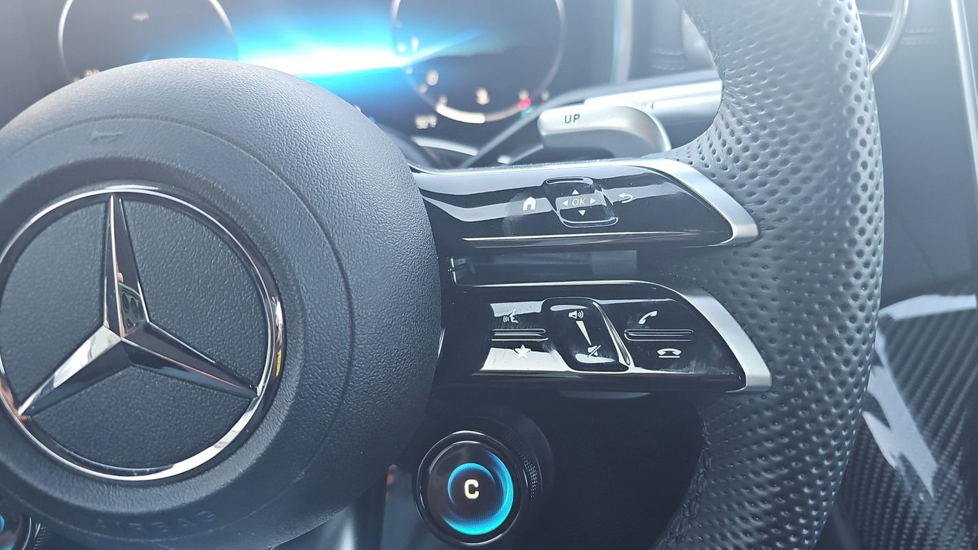 Used 2022 Mercedes-Benz SL 55 AMG 4MATIC image 17