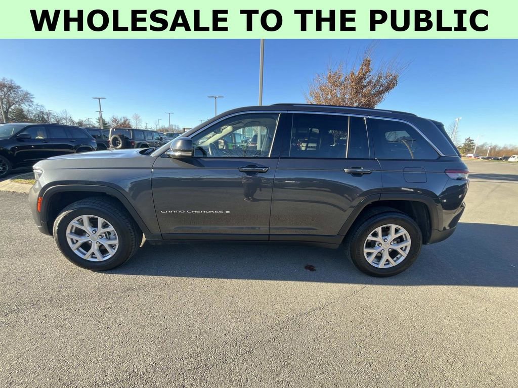 Used 2022 Jeep Grand Cherokee Limited image 5