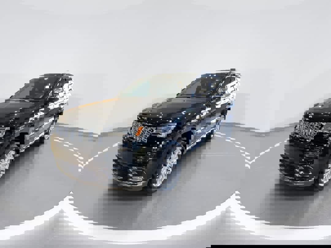 Used 2017 Jeep Grand Cherokee Summit image 4