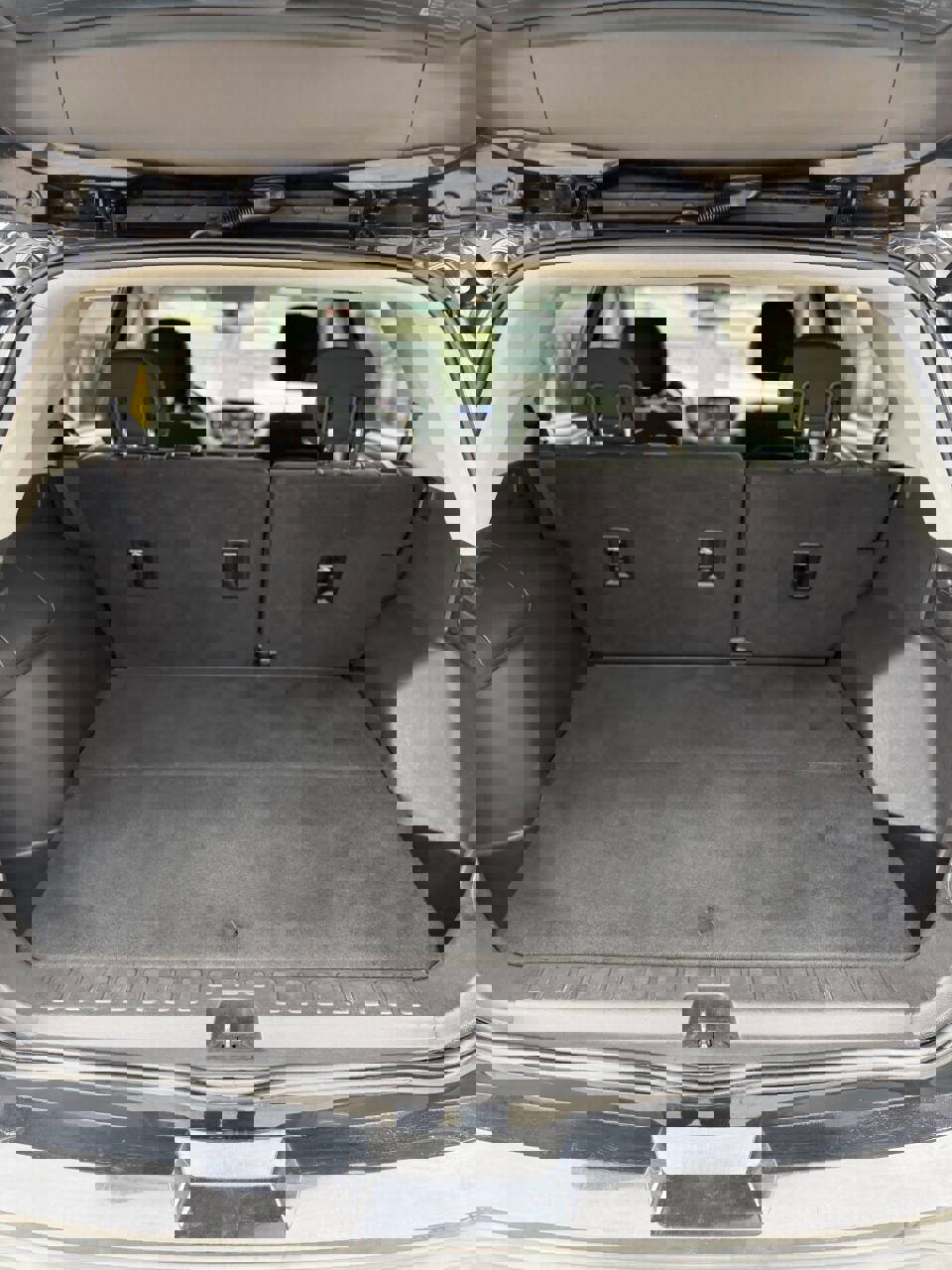 Used 2018 GMC Terrain SLE image 2