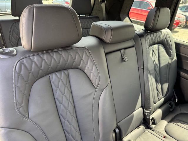Certified 2026 BMW X7 M60i image 32