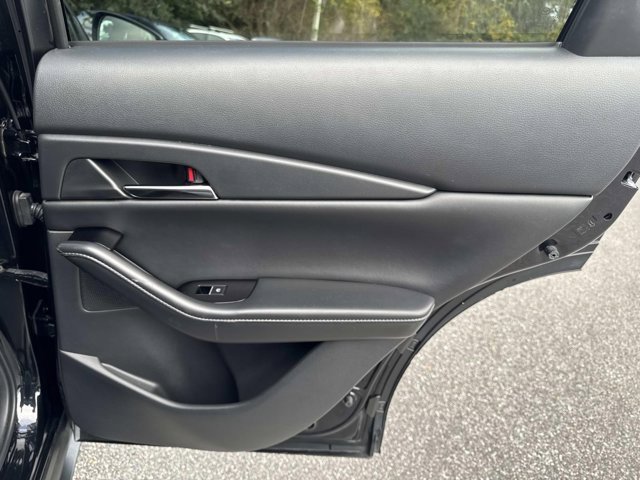 Used 2025 MAZDA CX-30 AWD 2.5 S w/ Preferred Package image 19