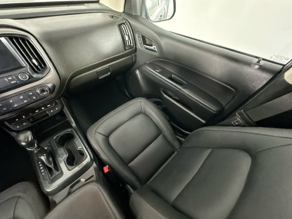 Used 2022 GMC Canyon AT4 w/ Trailering Package AWD/4WD image 11