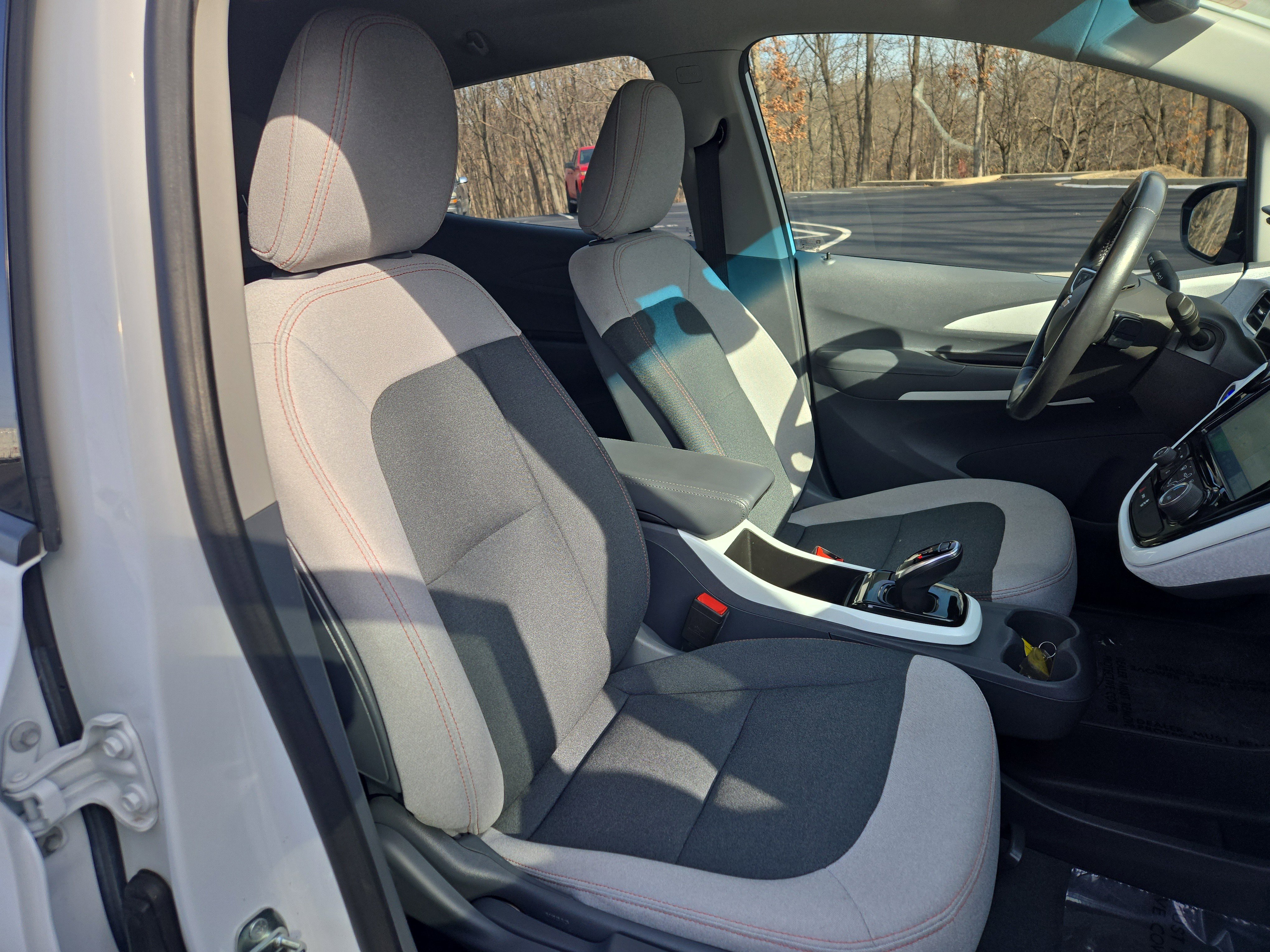 Used 2021 Chevrolet Bolt LT image 22